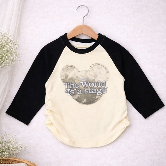 Boxy Fit Graphic Sweatshirt
